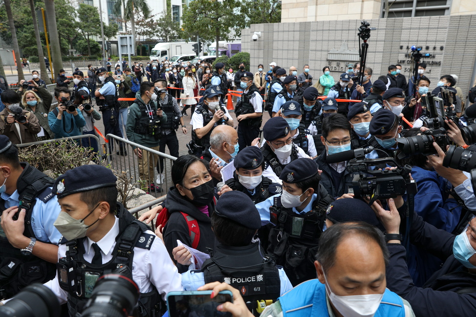 初選案47人 香港國安法首例開審